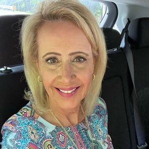 Meet your Posher, Rita